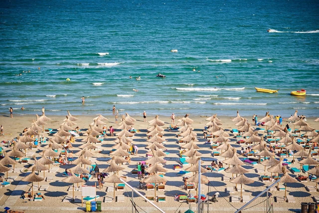 Orizont Sea View Apartment- Spa N Pools Beach Resort Mamaia Exterior photo